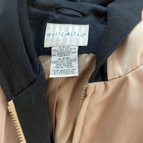 Lovely tan coat from White Stag, completely lined, pockets, looks brand new!! - Picture 4 of 4